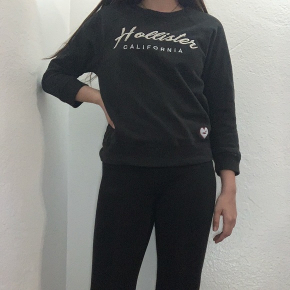 Black long sleeve - Picture 2 of 3